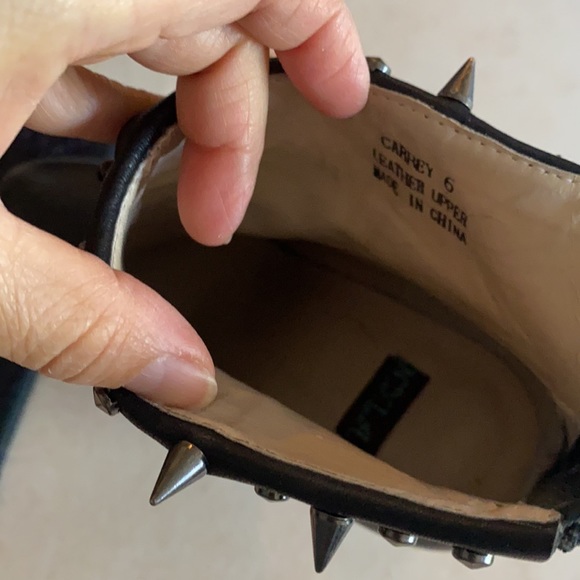 New condition! Size 6 N.Y.L.A. Booties - Carrey - Picture 4 of 11